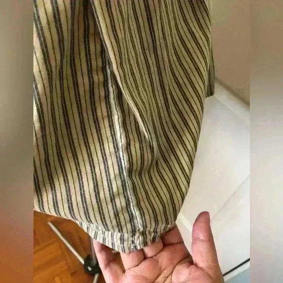 HANDMADE UPCYCLED PEPLUM SLEEVELESS BLOUSE TOP BEST FITS LARGE - Picture 3 of 4